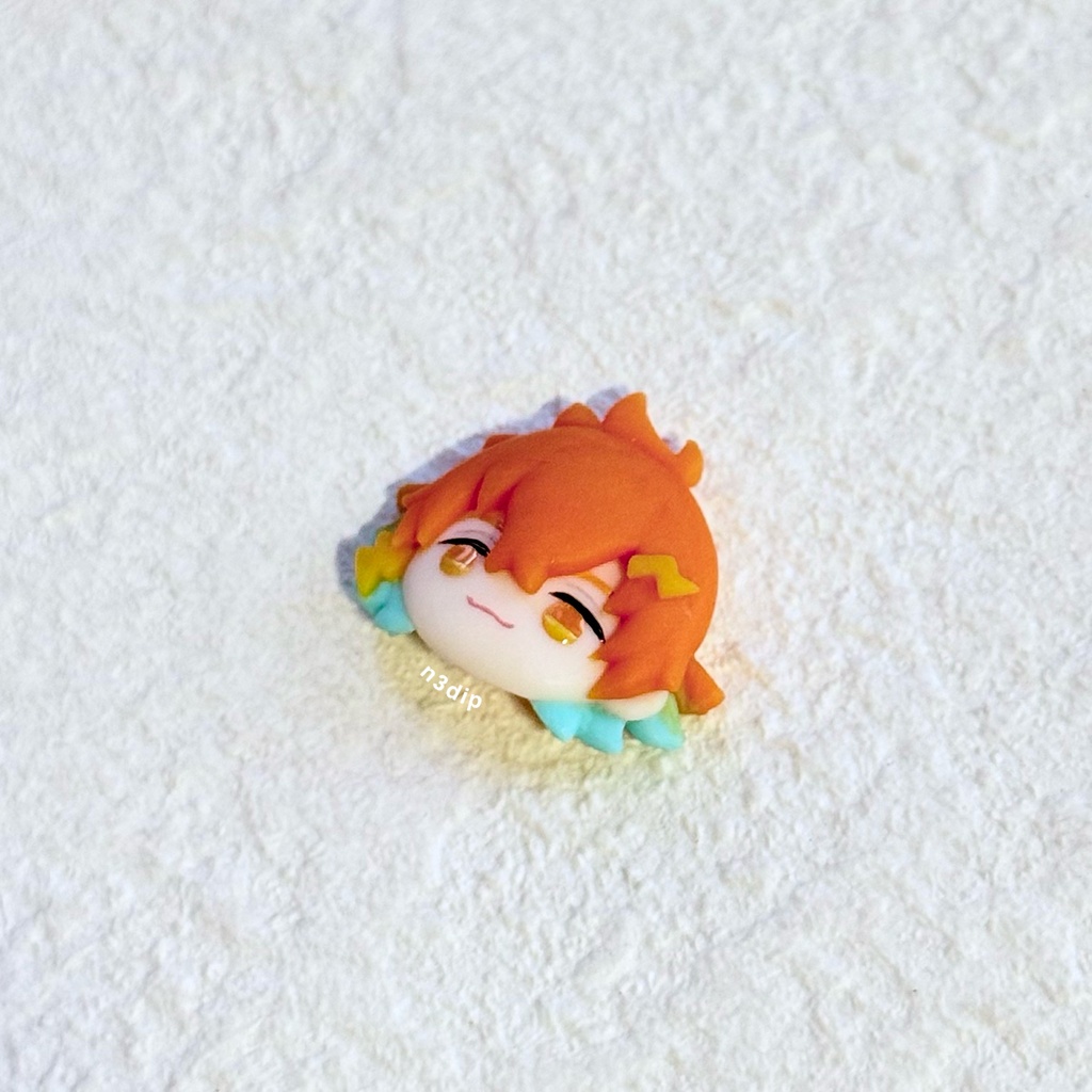 ネイルパーツ🌩️🦒