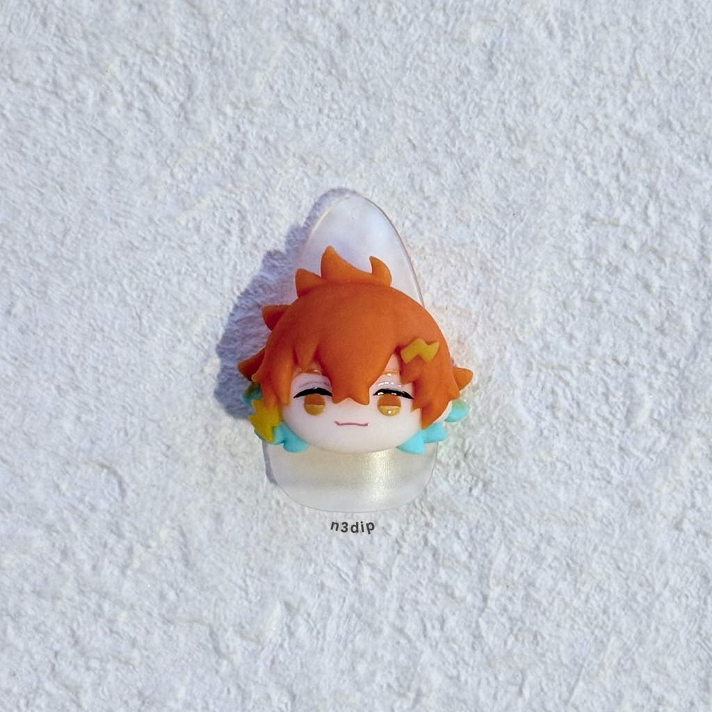 ネイルパーツ🌩️🦒