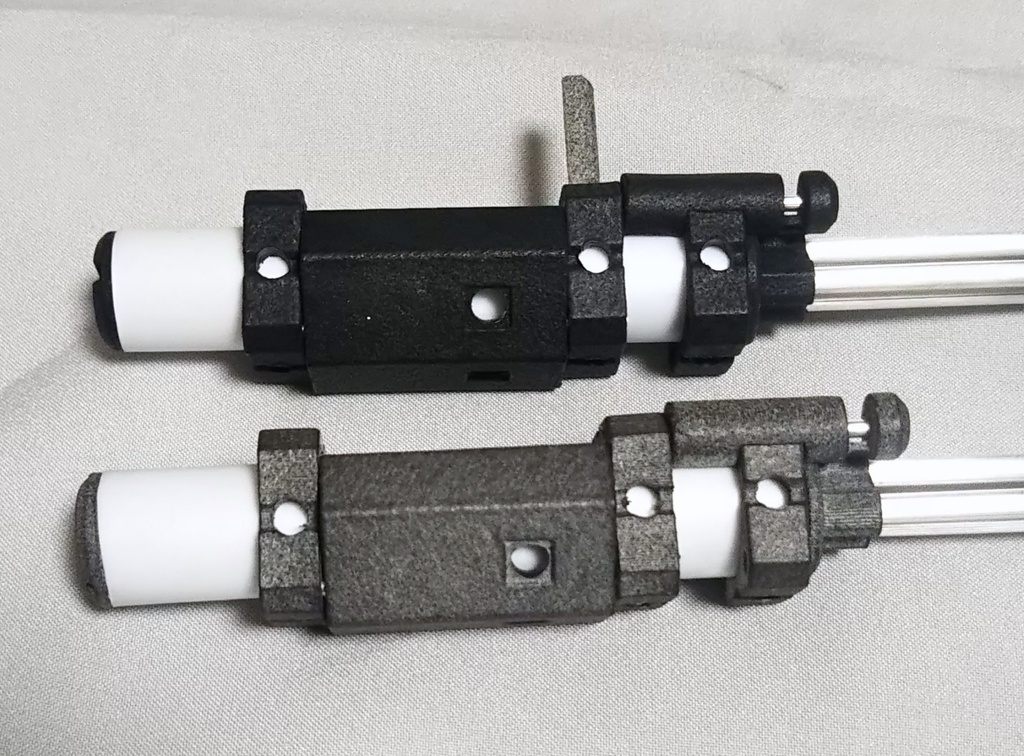 ショートバレル 〔PBテイル〕ガトリングガン(組み立て済・無彩色)