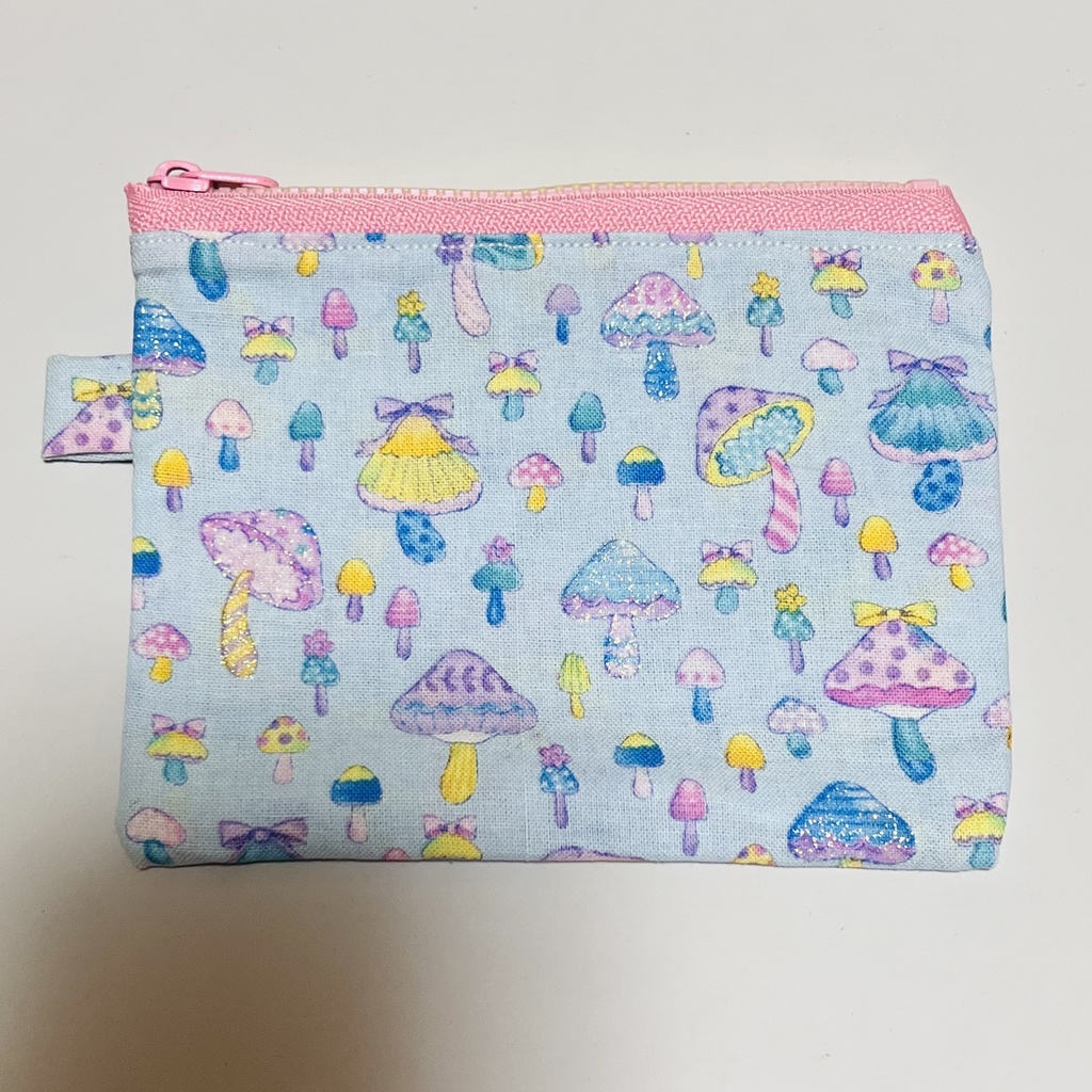 イナウサ ポーチ