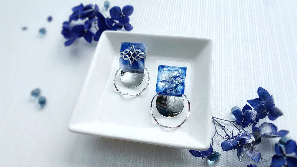 納棺師 ロールシャッハ・呼び鈴イヤリング・ピアス