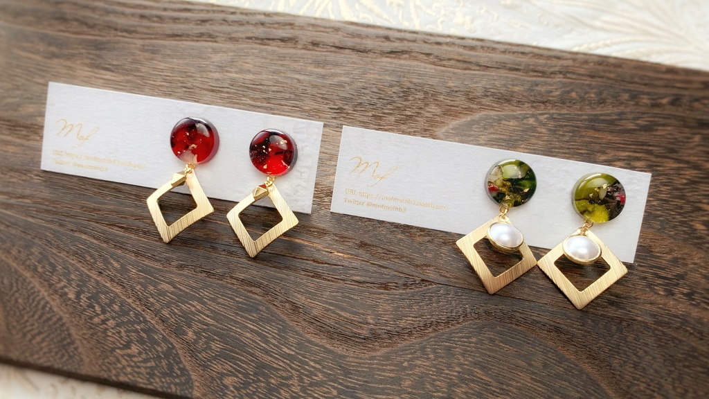 大包平・鶯丸 こつぶマーブルイヤリング・ピアス