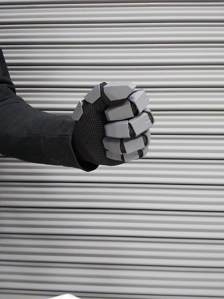 メカコスプレハンド(角指)