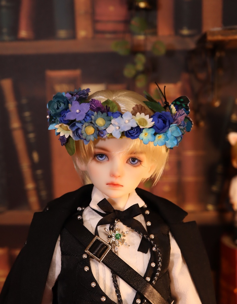 ドールに捧げる花冠　【世界一美しい蝶】