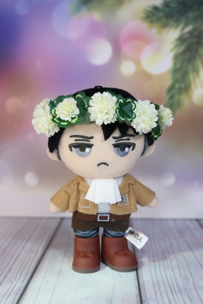 ぬいたんに捧げる白詰草の花冠　