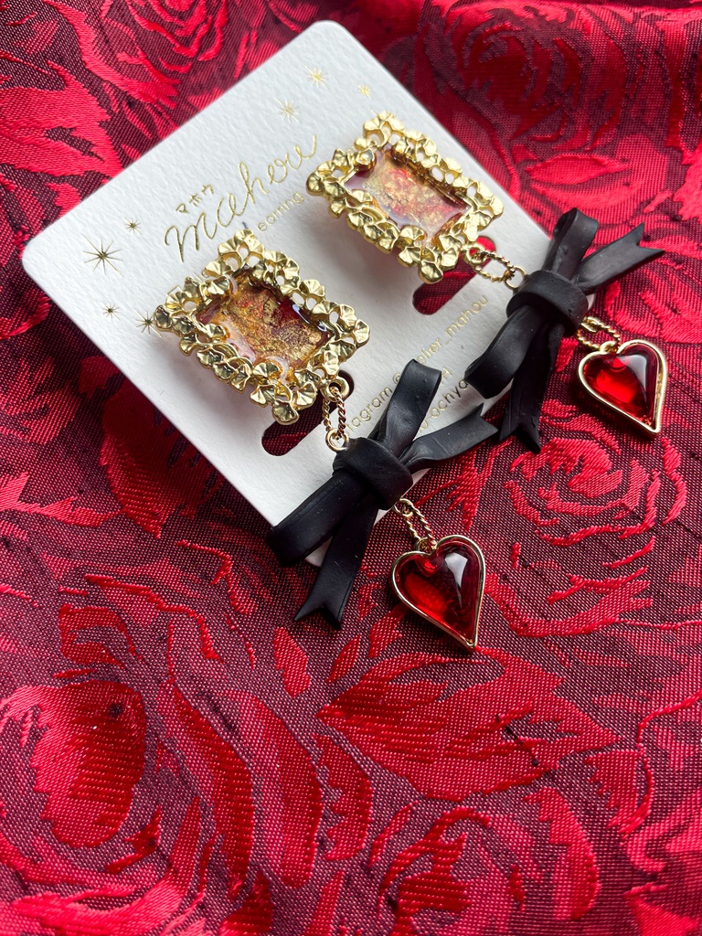 【HZBN/Charlie】ハズビンホテル チャーリー・額縁イヤリング【イメージアクセ】