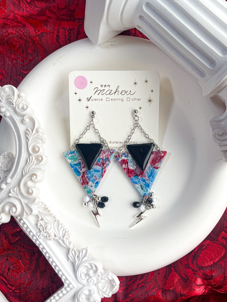 【HZBN/Vox】ハズビンホテル ヴォックス・ピアス（イヤリング変更可）【イメージアクセ】