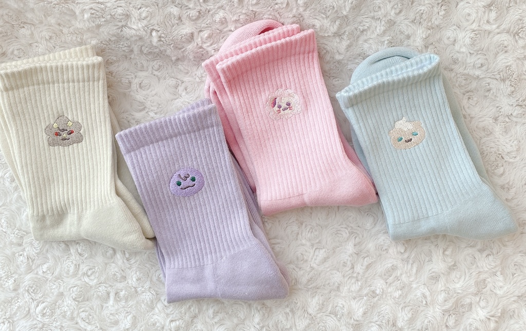 【〜4/30まで】ろふまる刺繍靴下【予約】