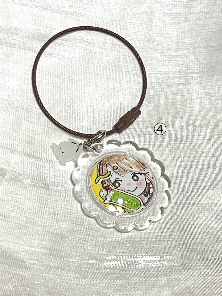 原画キーホルダー(お花) 〜オリジナルクリアビーズ付き〜