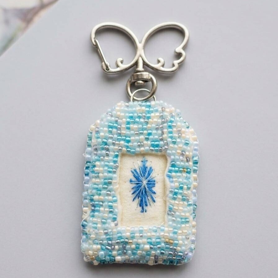 呪【ビーズ刺繍】
