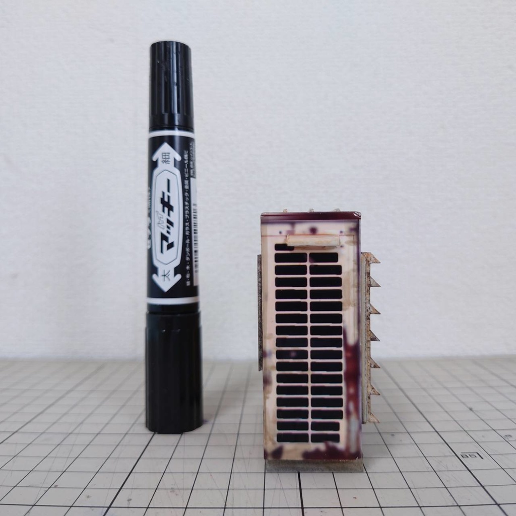 1/12スケール 大型室外機(フードあり)