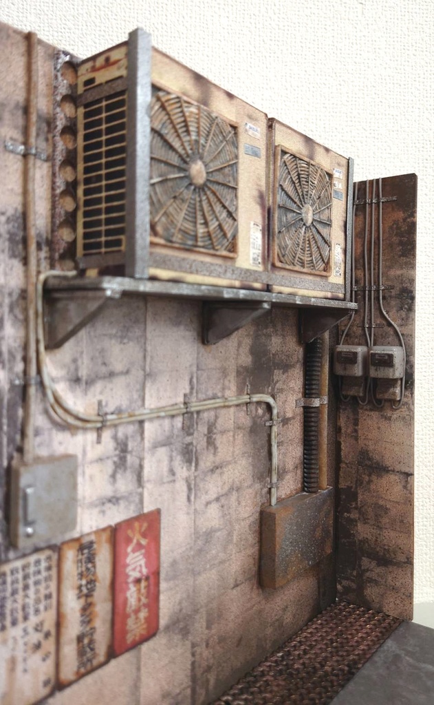 1/12スケール【倉庫 通用口】