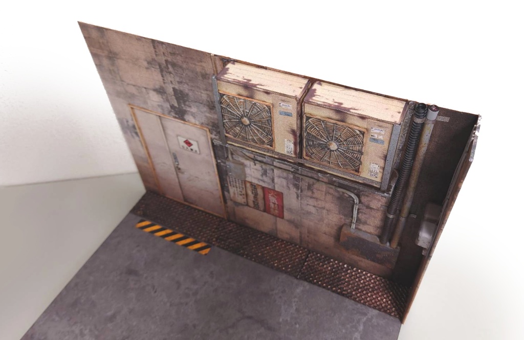 1/12スケール【倉庫 通用口】