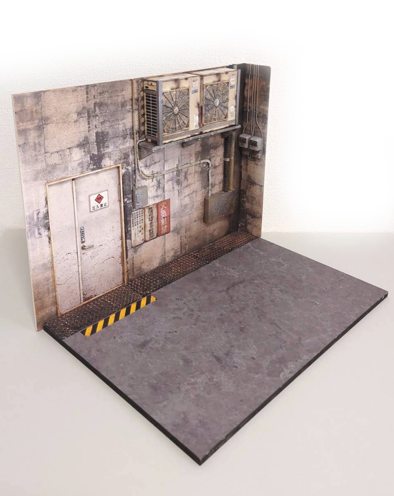 【20%OFF!】1/12スケール 倉庫 通用口