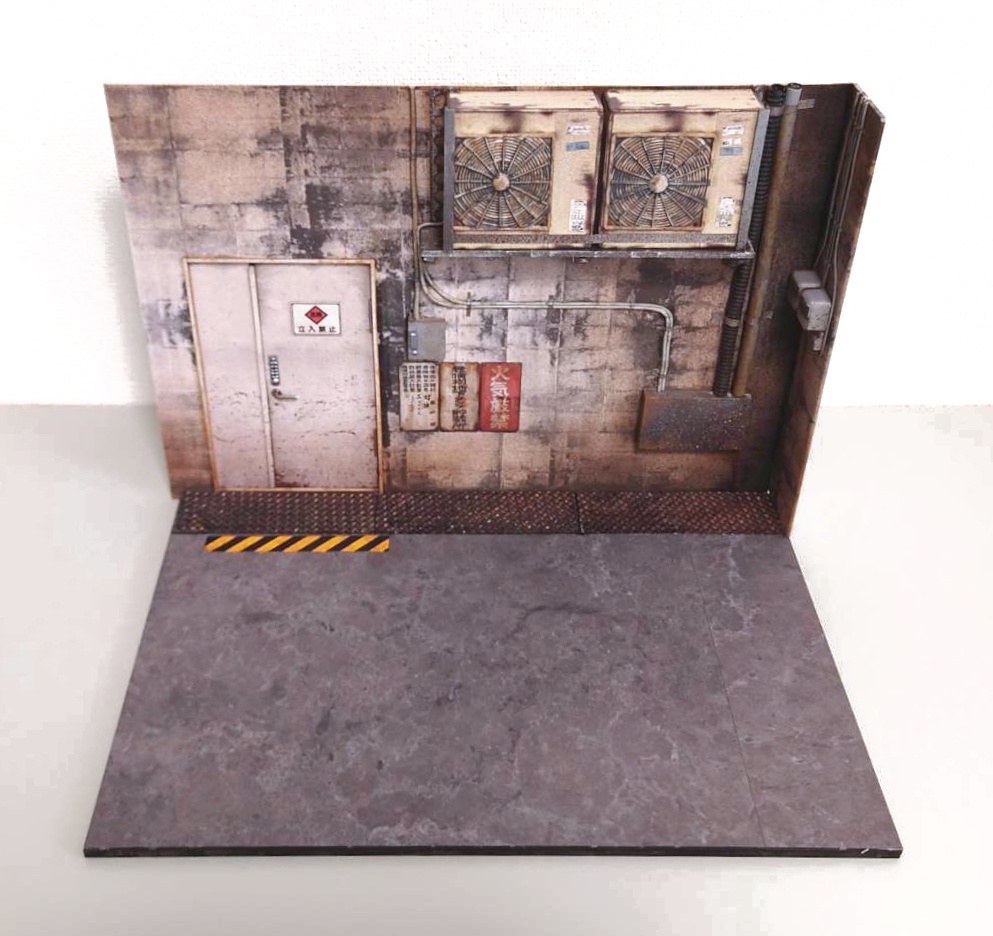 【20%OFF!】1/12スケール 倉庫 通用口