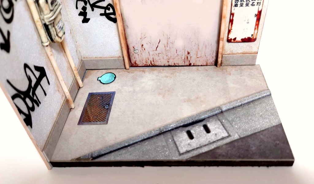 1/12スケール【雑居ビル裏口】