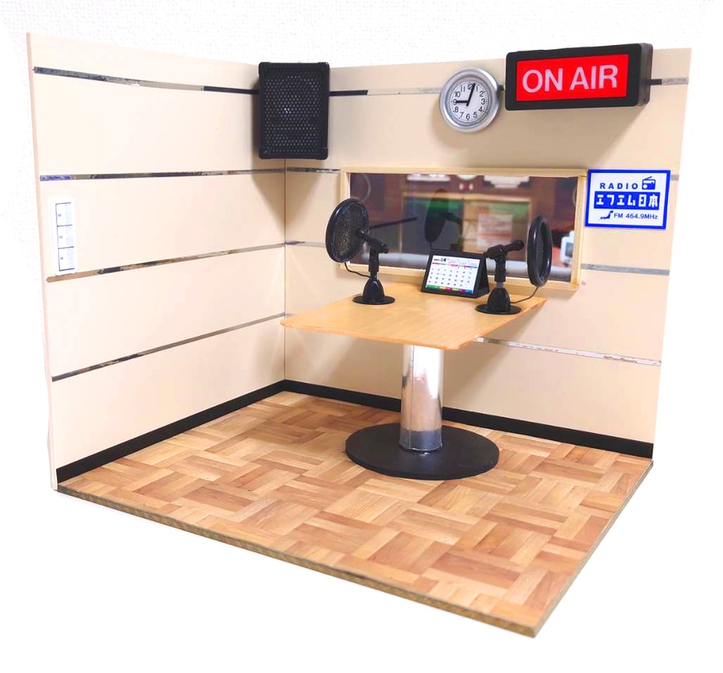 1/12スケール ラジオ放送局