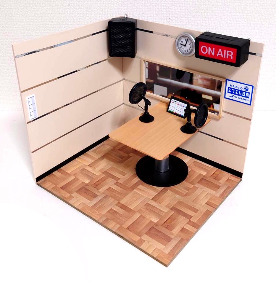 1/12スケール ラジオ放送局