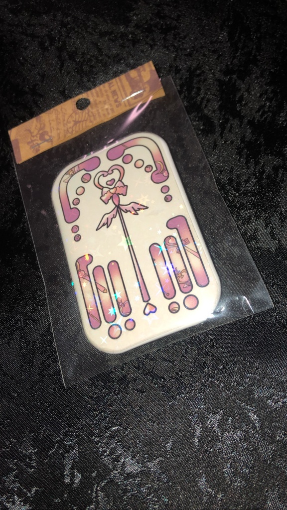 縦長ホログラムステッキ缶バッジ ʚ♡ɞ