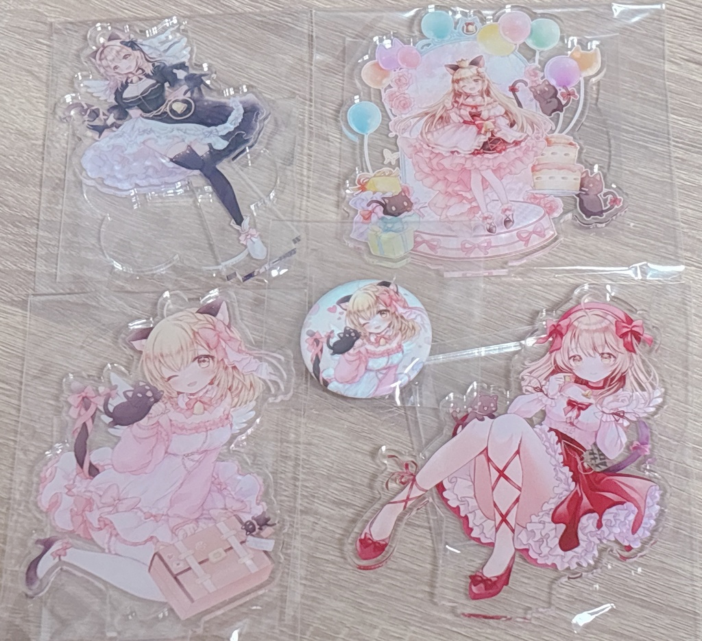 アクリルスタンド4種類限定セット✩.*˚