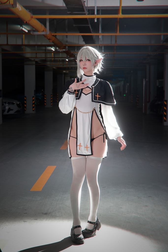 シャーラ・性職者服