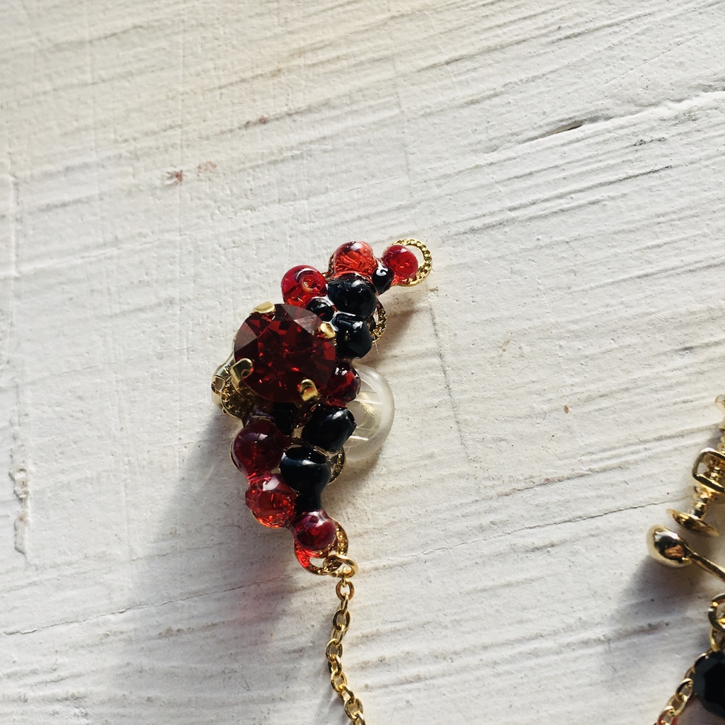 再販 ツイステ ハーツラビュル ピアス(イヤリング) イヤーカフ セット