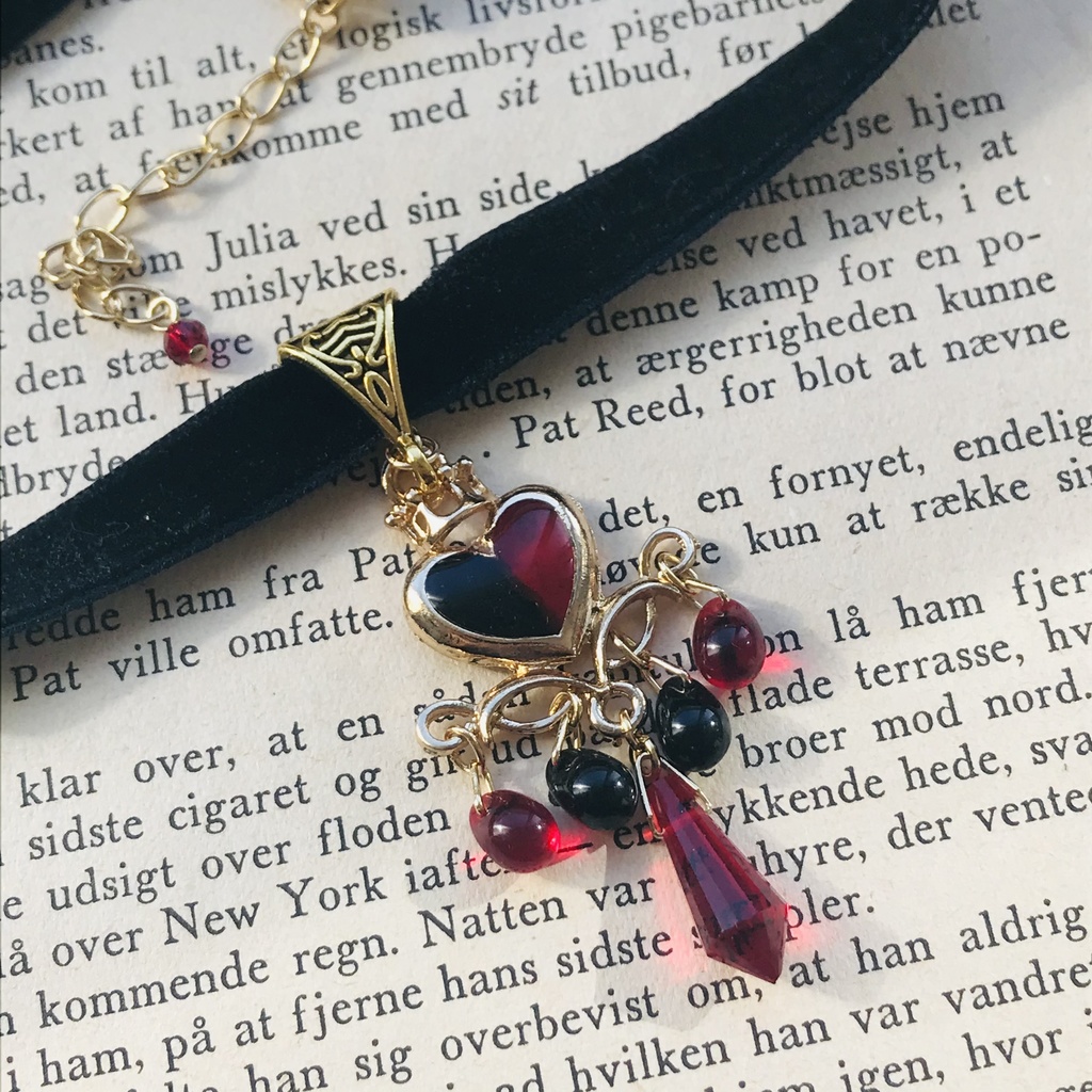 ツイステ ハーツラビュル 再販 チョーカー ハート トランプ