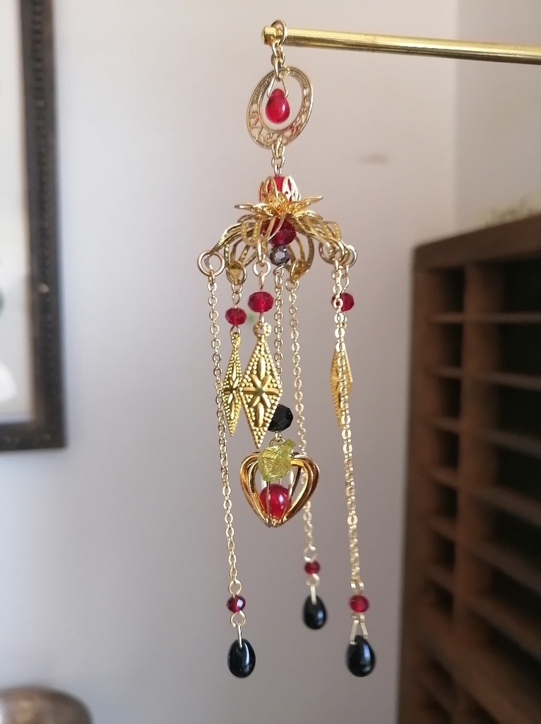 鬼灯の冷徹 手毬屋 しゃらしゃら 黒ガラス 鬼灯 かんざし 簪