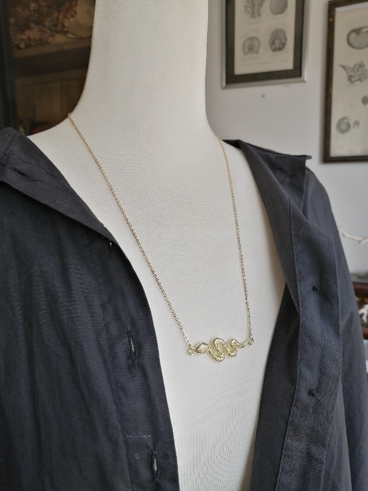 再販 美しいスネーク ネックレス 蛇 スカラビア