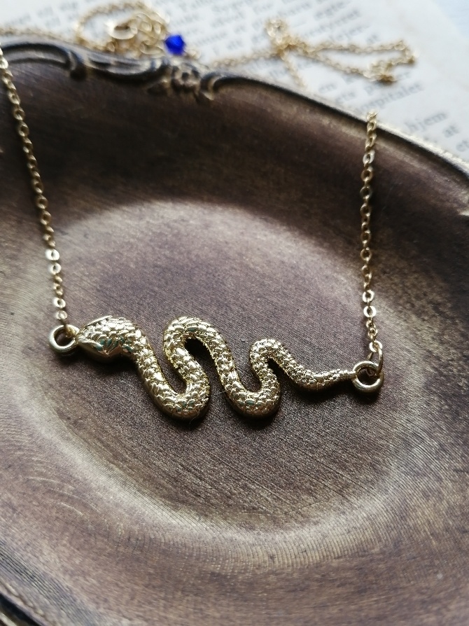 スネークネックレス 蛇ネックレス ゴールドネックレス - ネックレス