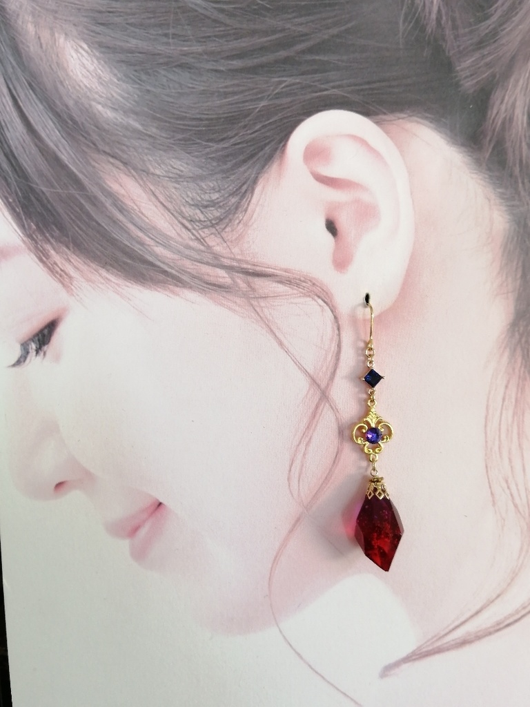 再再販 ツイステ SSR ジャミル ピアス イヤリング アリアーブ ナーリア