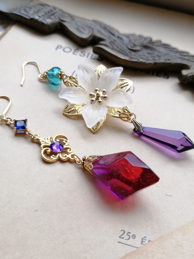 再再販 ツイステ SSR ジャミル ピアス イヤリング アリアーブ ナーリア