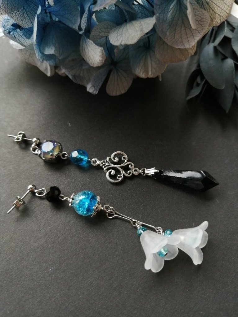 ツイステ　ゴスマリ　イデア　二輪の百合　ピアス　イヤリング