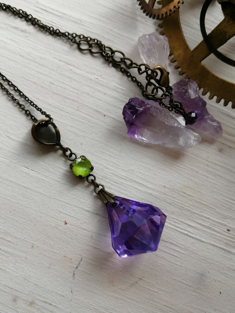 ツイステ マレウス 大粒アクリルクリスタル スワロフスキー ネックレス