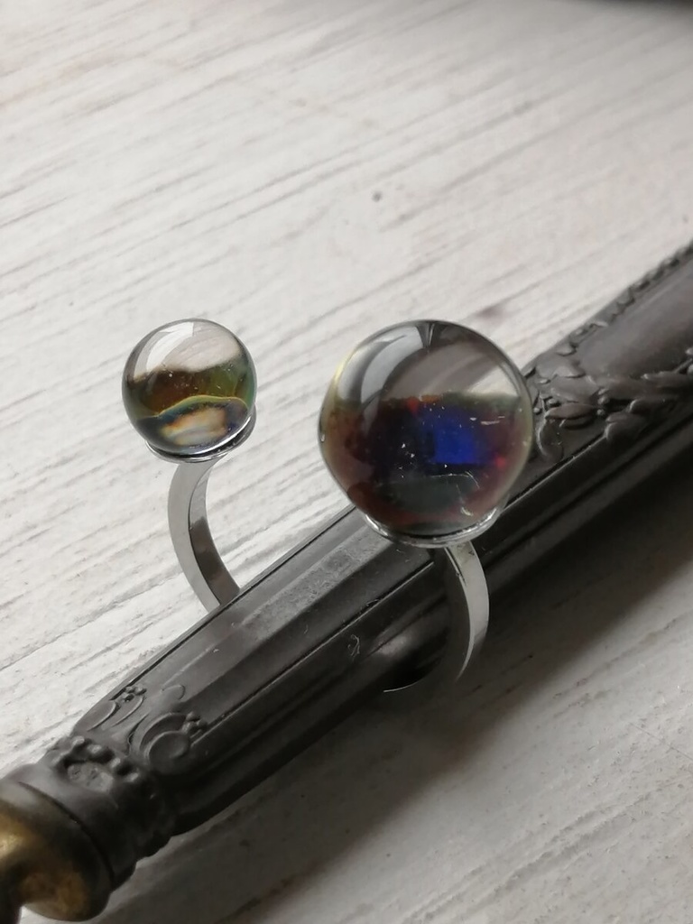 イロアソビ レアガラス 夕焼け空を映した水しずくのリング 指輪