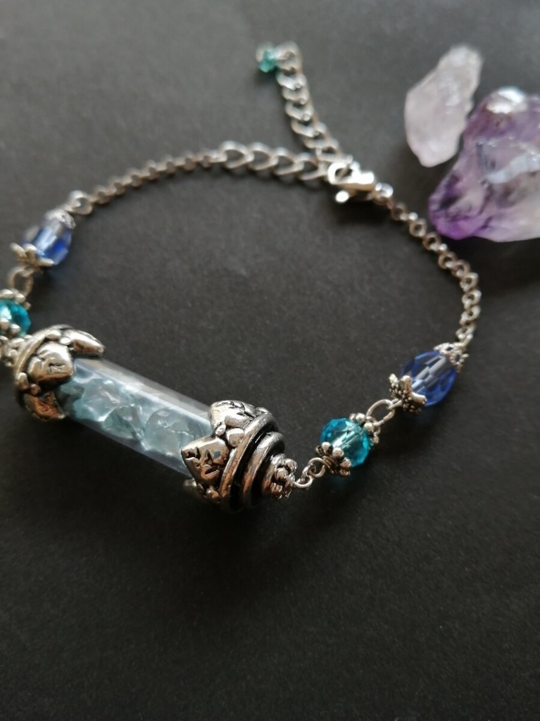 夜の魔術部 アクアマリンの欠片 ガラスチューブ ブレスレット