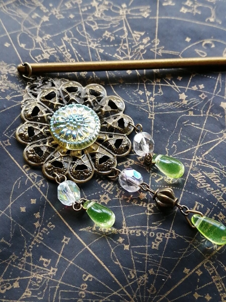 イロアソビ ヴィンテージ ウランガラス 簪 ネックレス変更可能