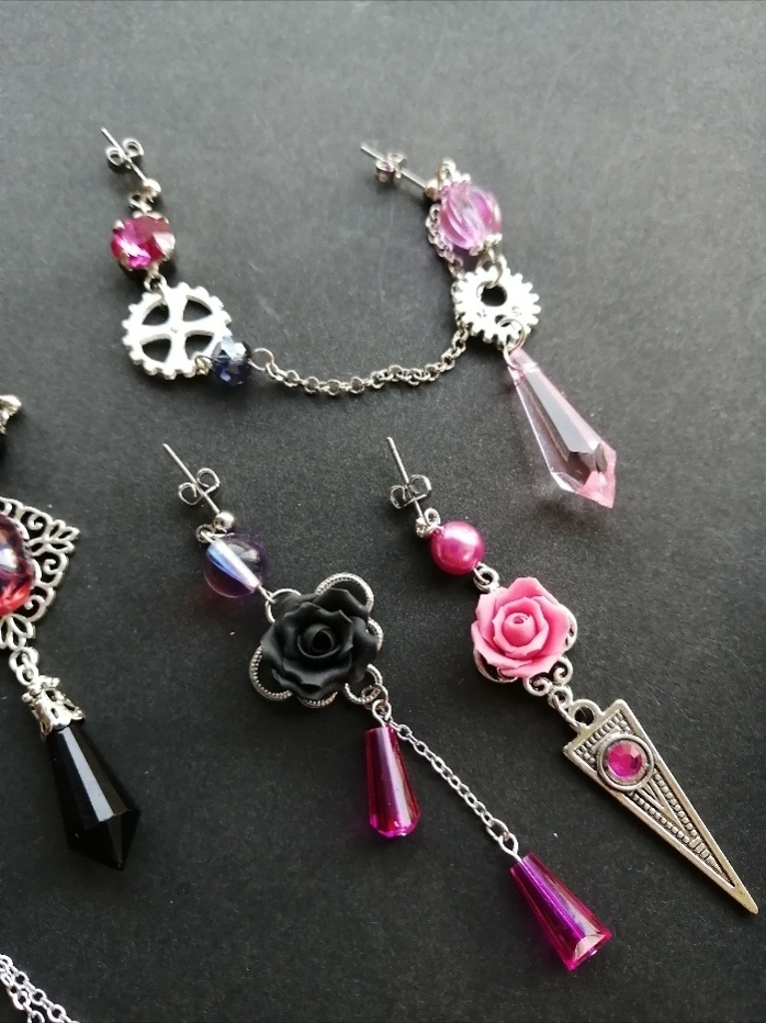 夜の魔術部 黒とピンク 黒薔薇 ダブルピアス1セット ノーマル4本 セット