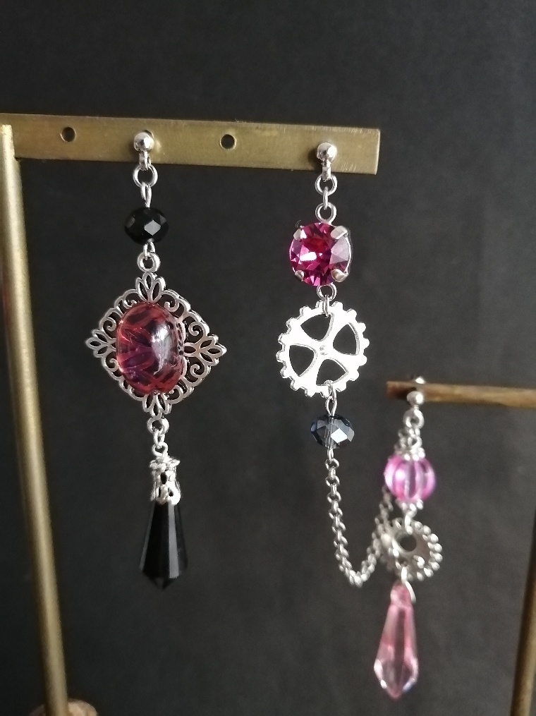 夜の魔術部 黒とピンク 黒薔薇 ダブルピアス1セット ノーマル4本 セット