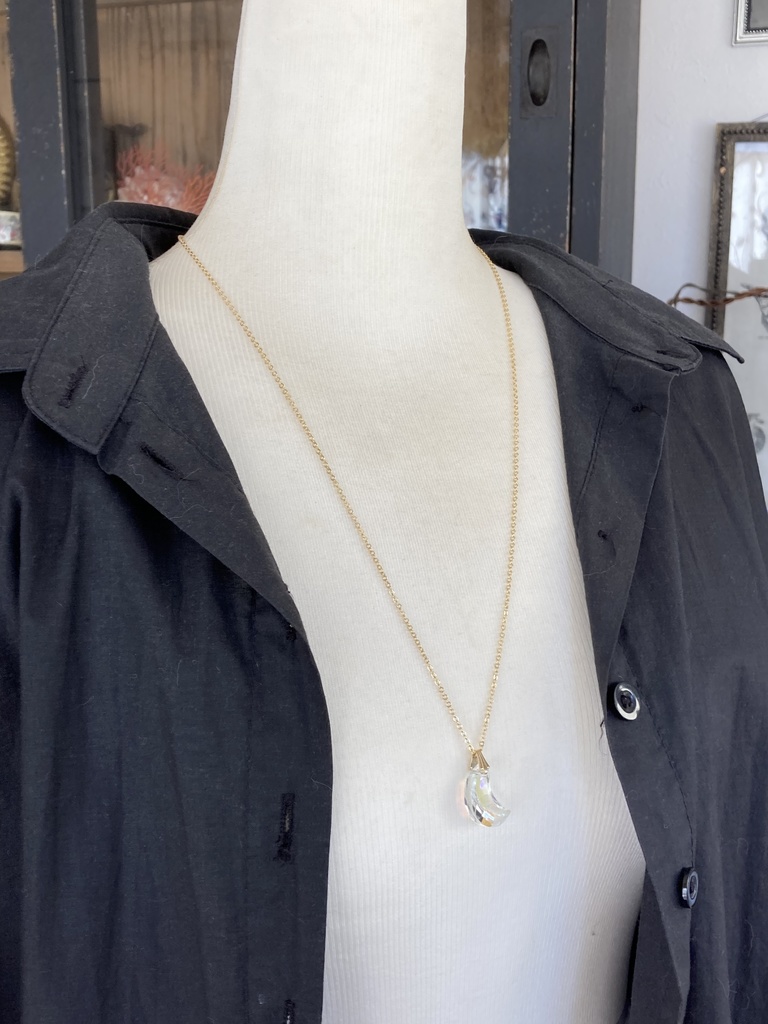 イロアソビ オーロラムーンのガラス ネックレス