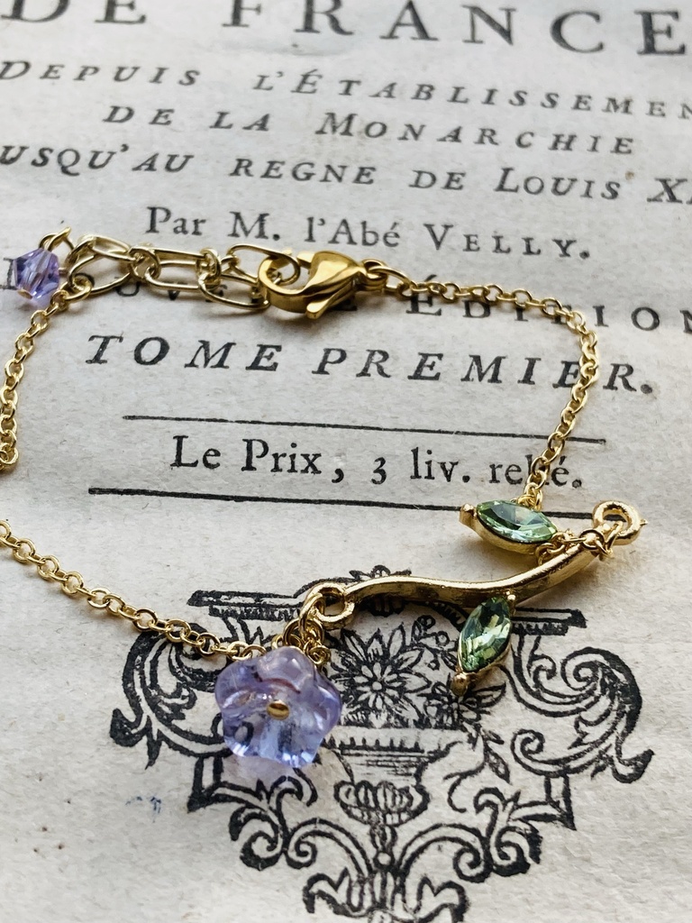 イロアソビ アレキサンドライトのお花 ガラス ブレスレット ネックレス変更可能