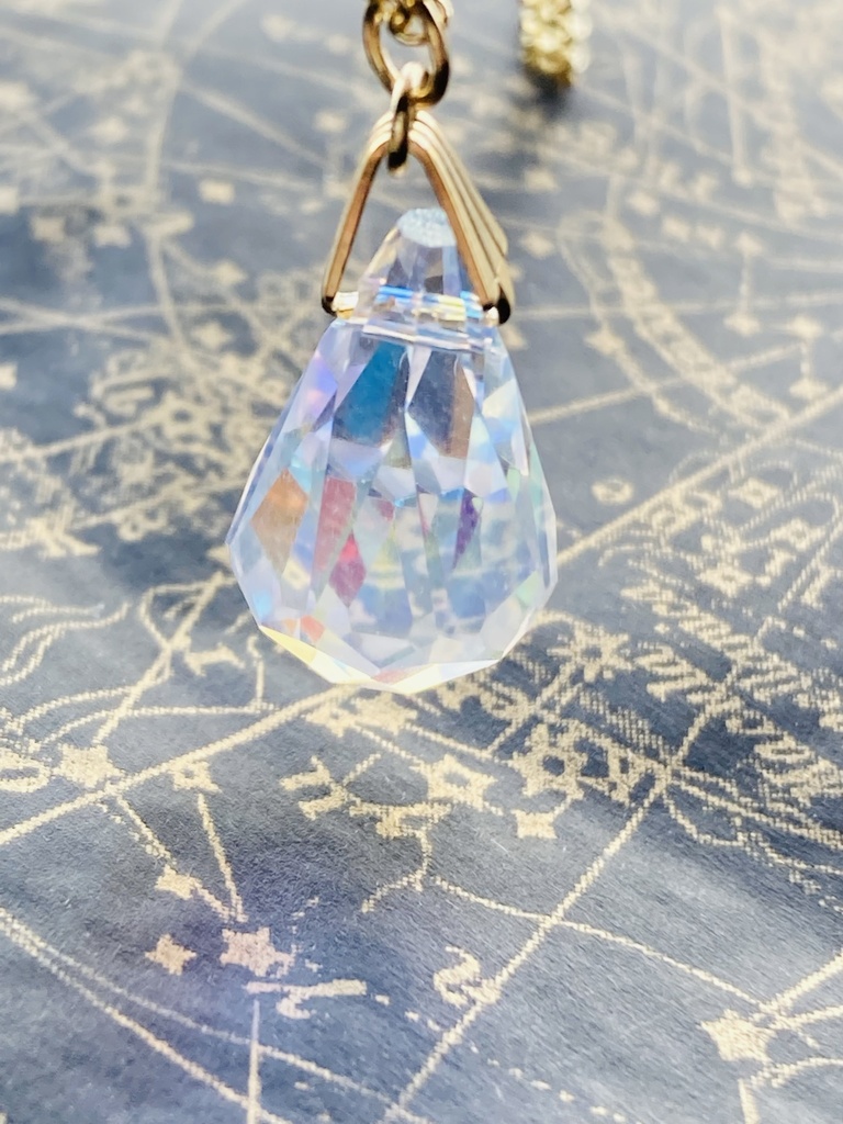 再再販 *イロアソビ* 大粒 オーロラドロップ ガラス ネックレス