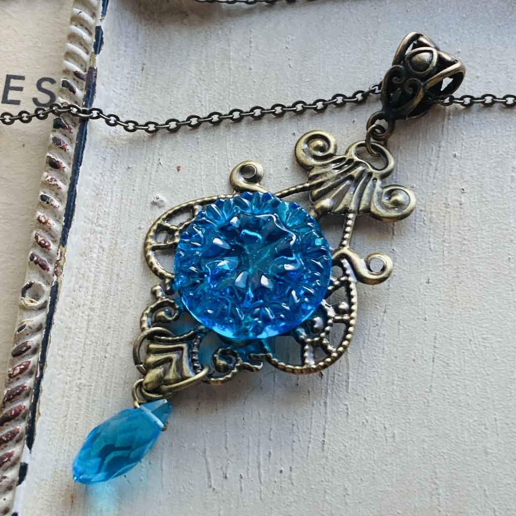 夜の魔術部 ブルーボタン ネックレス 色変更可能