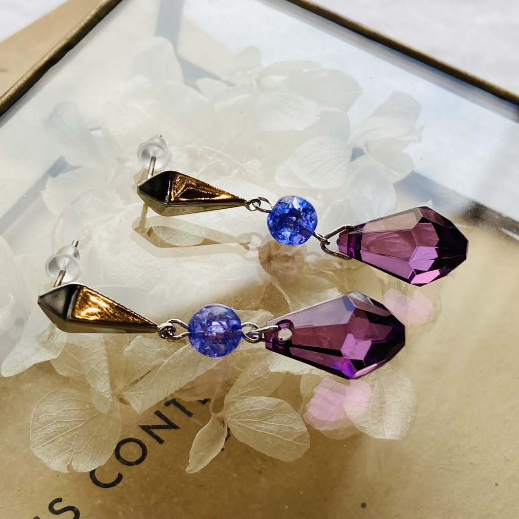 チタン製　デザインピアス　紫ドロップ　 ＊イロアソビ＊
