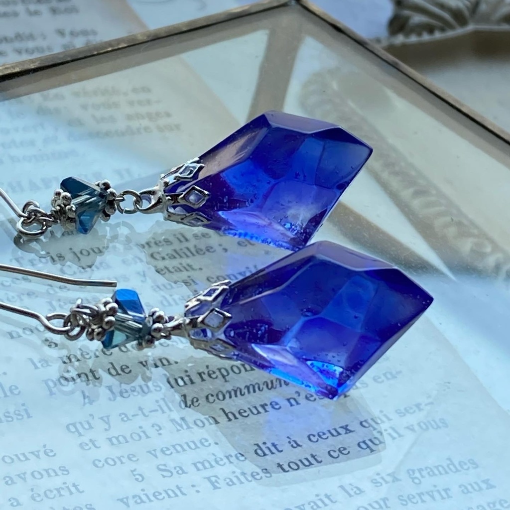 新色 セレストブルー 鉱石 ピアス イヤリング