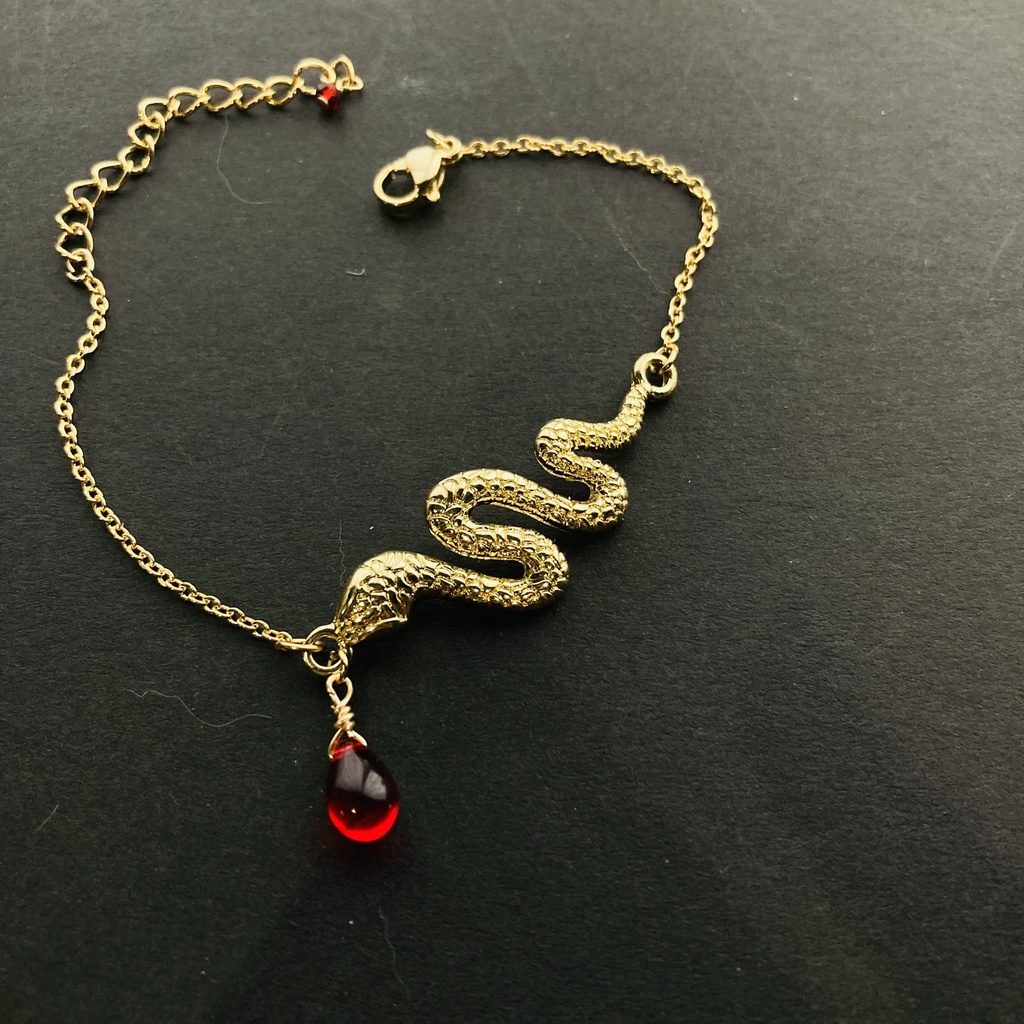 再再販 夜の魔術部 美しい蛇の化身 蛇 レッドドロップ ブレスレット