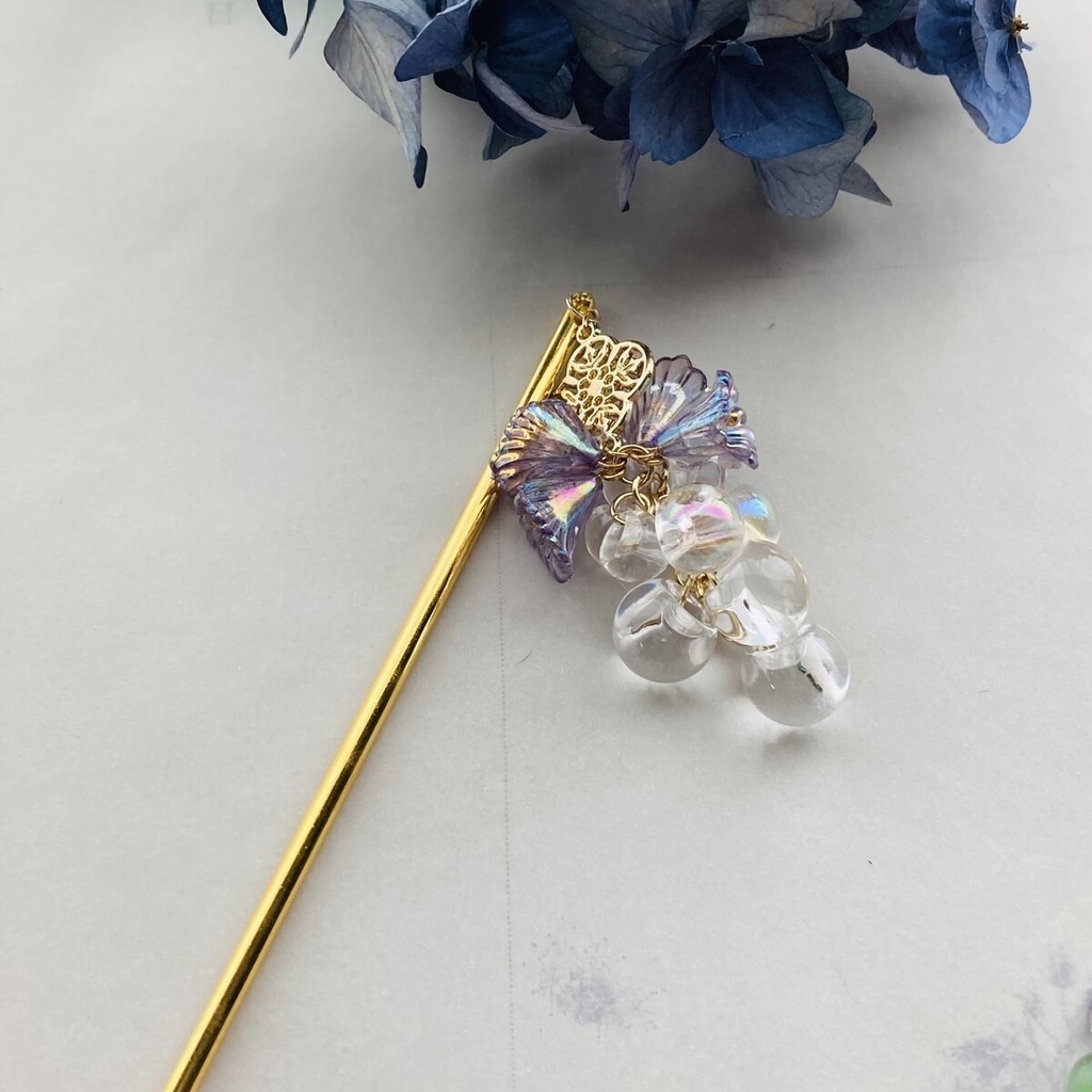 しゃわしゃわ泡 オーロラパープルの花 ピアス イヤリング