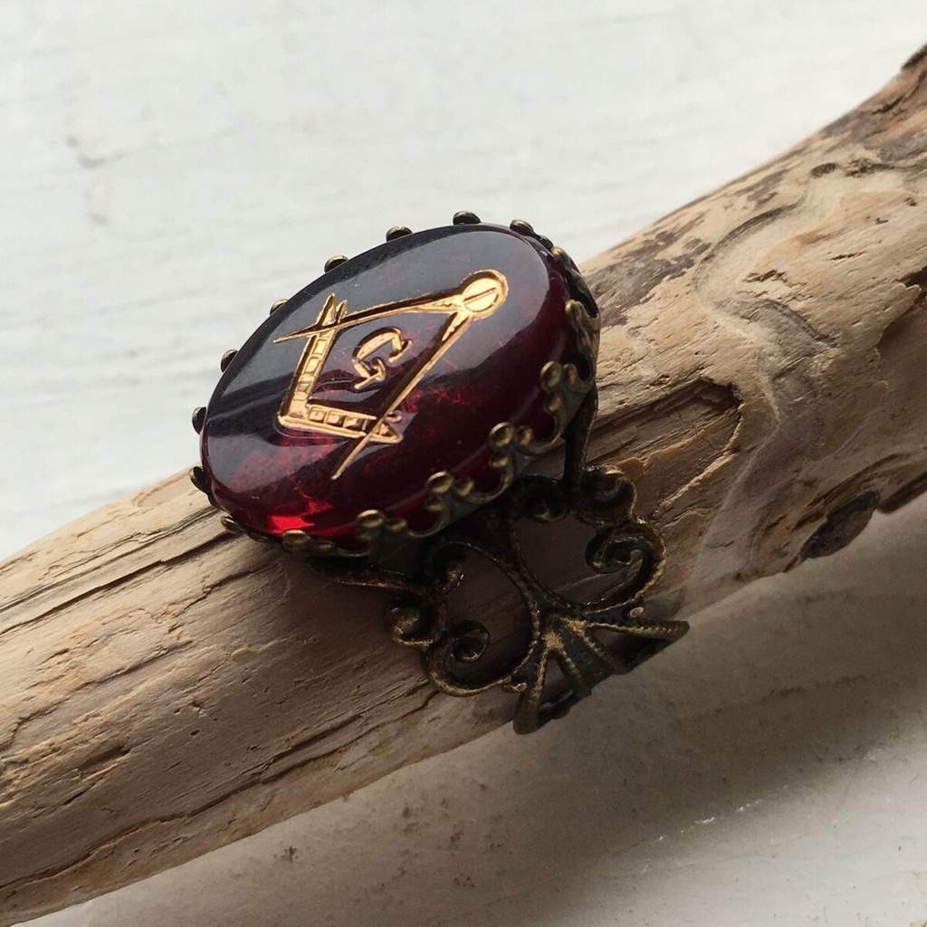 ヴィンテージ　フリーメイソン　赤　ピジョンブラッド　リング　