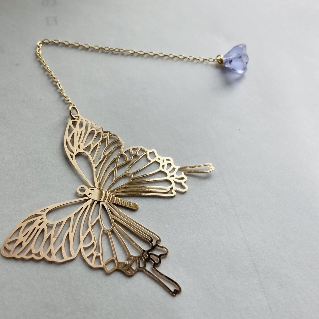 夜の魔術部 暗闇で光る 物語に留まる蝶と夜光花 しおり ブックマーカー