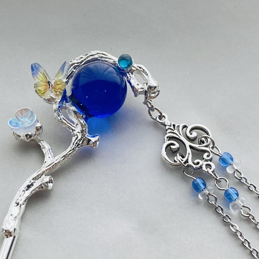 再再販 蝶の留まる瑠璃玉 装飾 かんざし